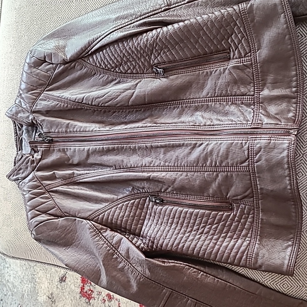 New brown jacket size medium